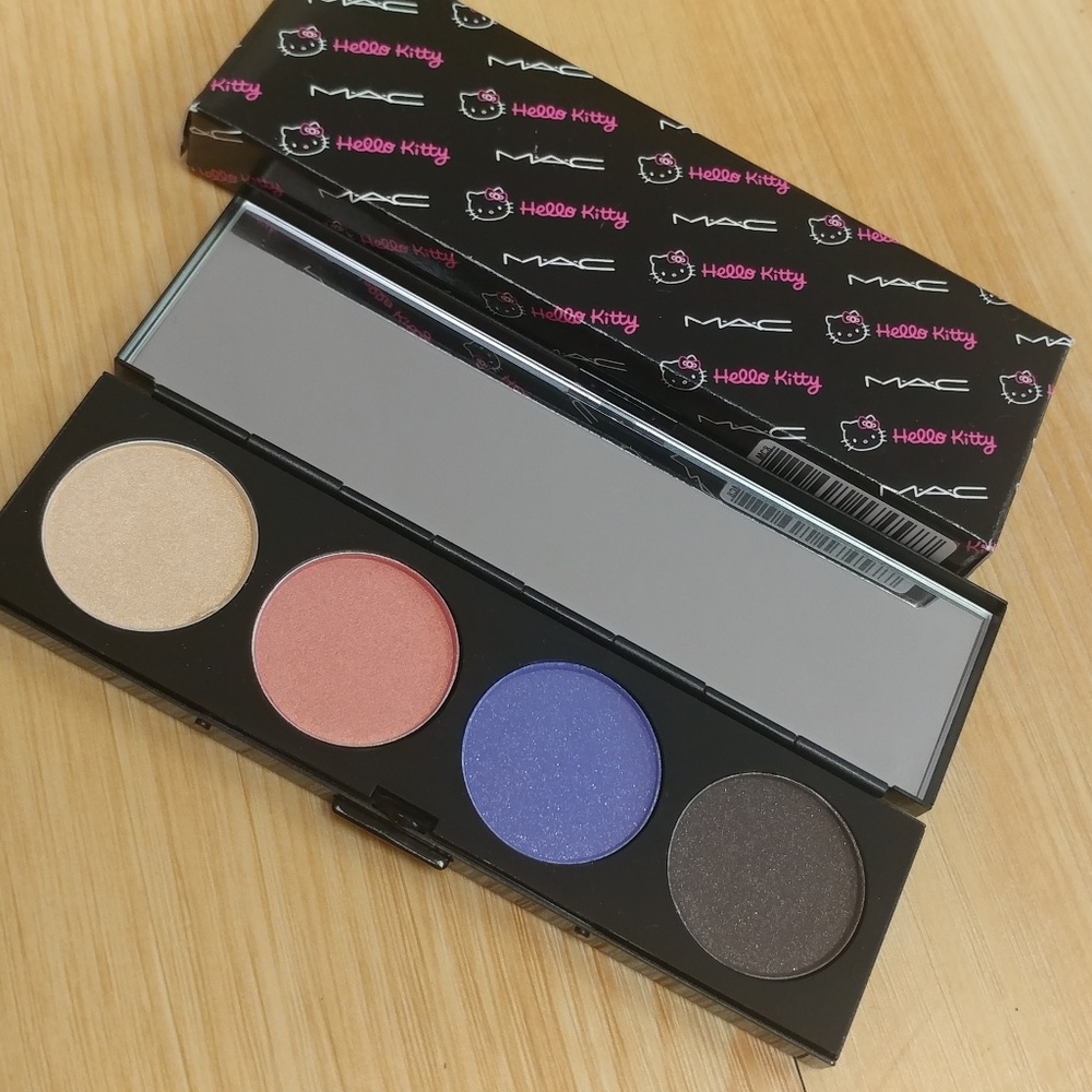 🎉Host Pick🎉🆕RARE Hello Kitty MAC Eyeshadow Quad - Picture 7 of 8